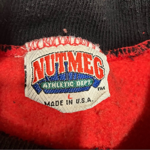 Vintage Nutmeg Chicago Bulls Sweatshirt - Picture 7 of 12
